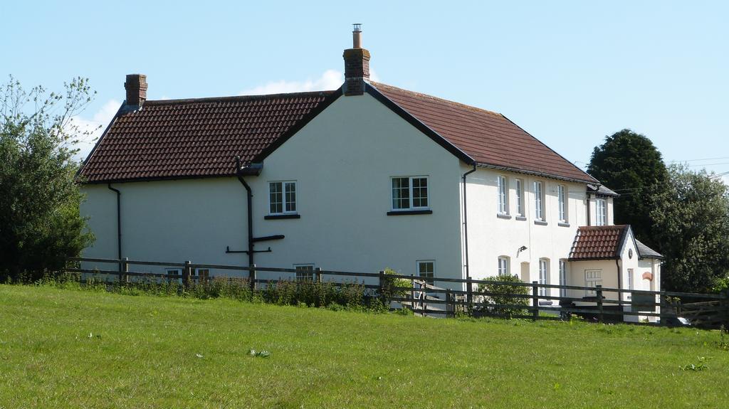 Highdown Farm Holiday Cottages Cullompton Room photo